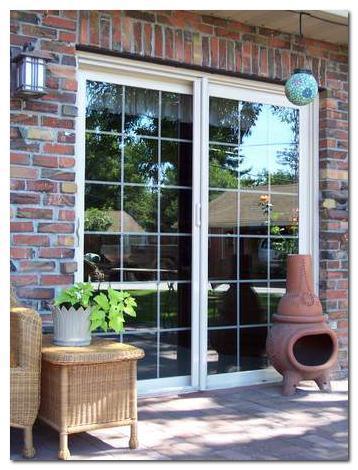 How to Choose the Best Blinds for Sliding Patio Doors in Toronto